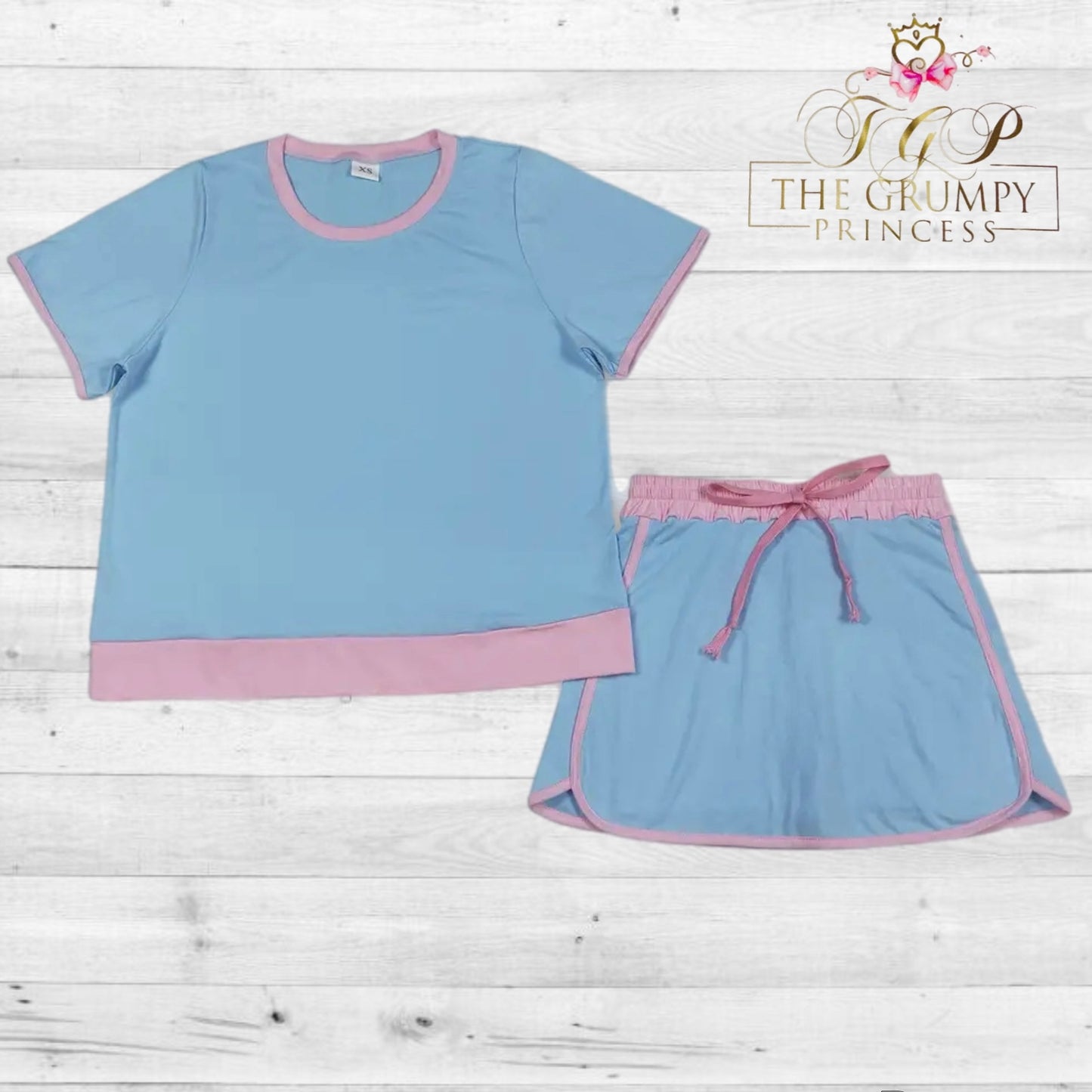 Ladies skort set